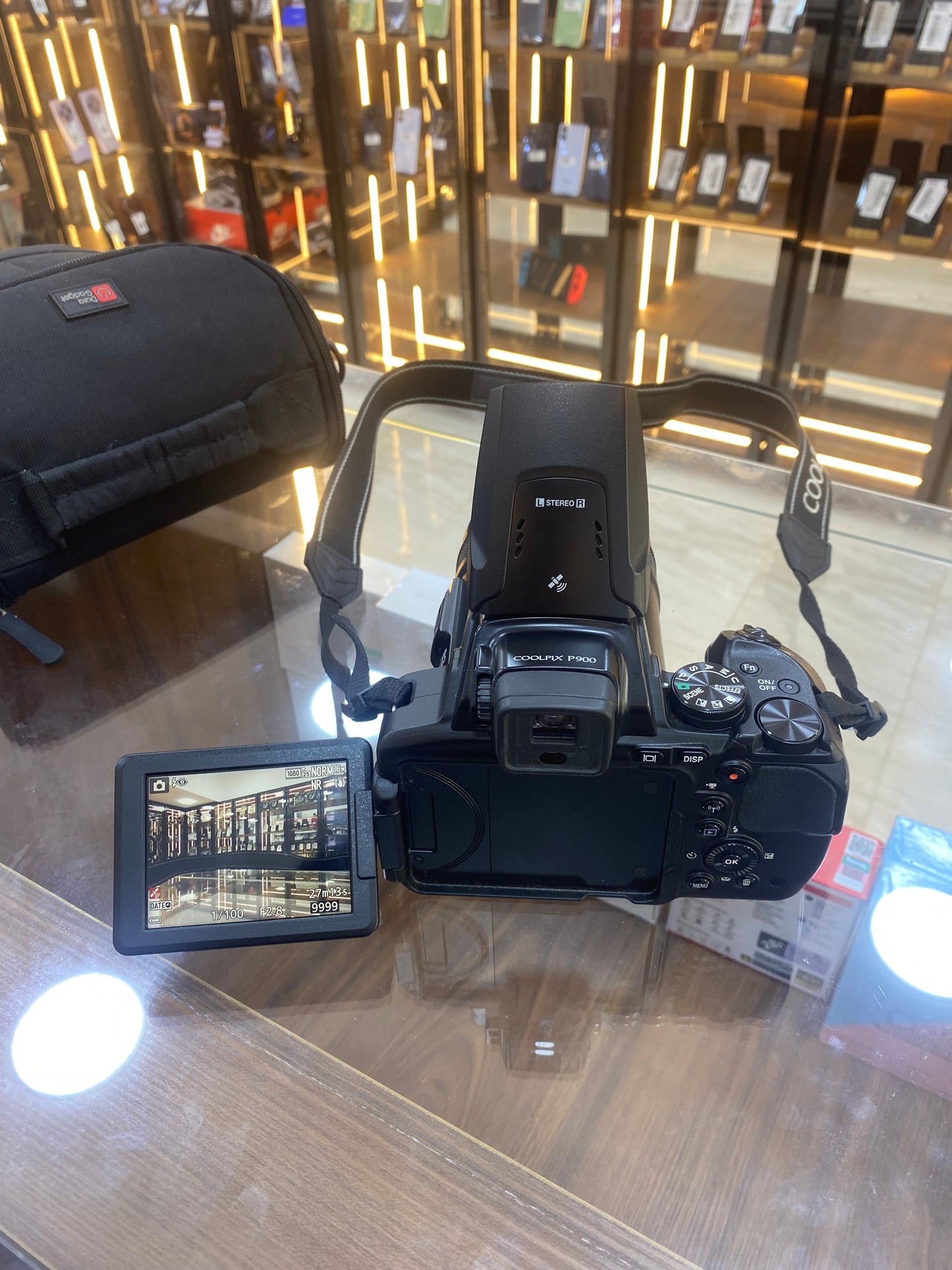 Nikon Coolpix P900