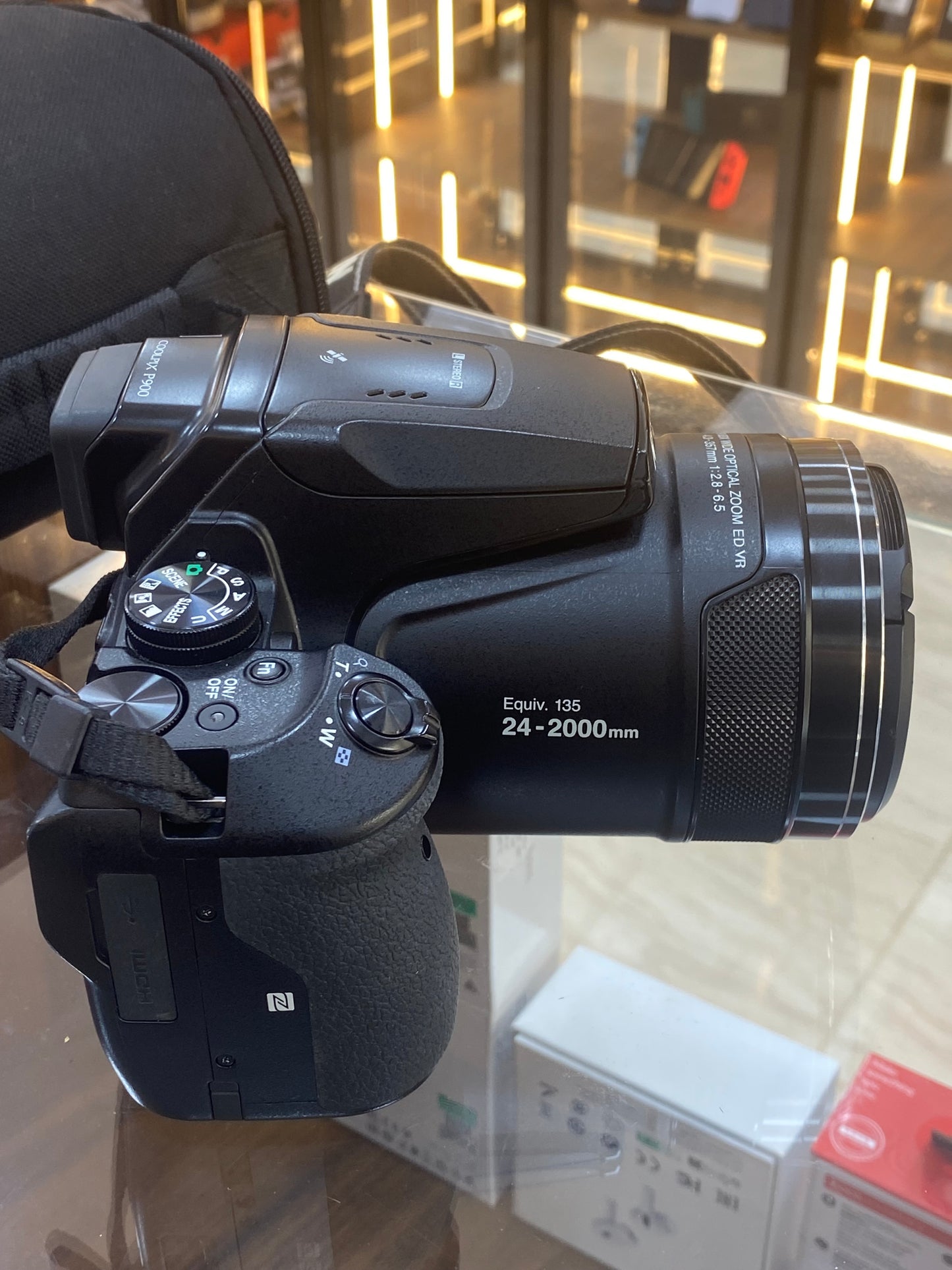 Nikon Coolpix P900