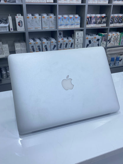 Apple MacBook Air 2015/i5