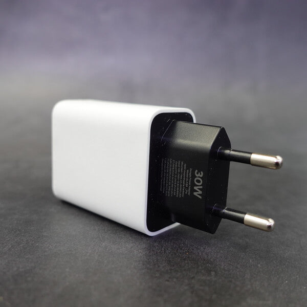 GOOGLE FAST CHARGING 30W PD / HIGH QUALITY CHARGER BOX